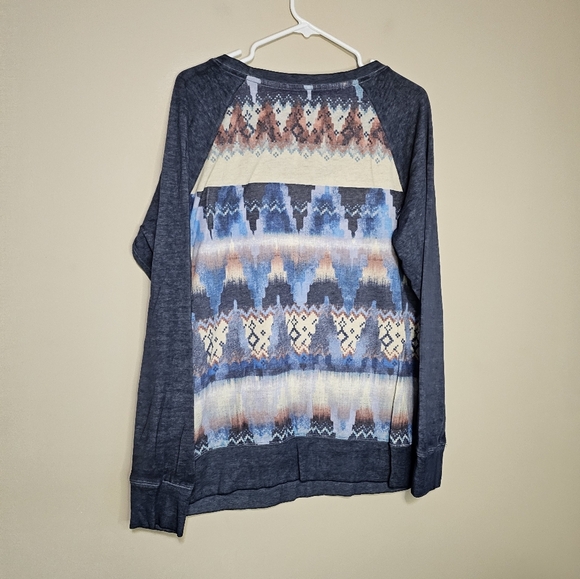 Maurices Long Sleeve Pullover Top Women's Size Large Multicolored Shirt - Picture 4 of 5